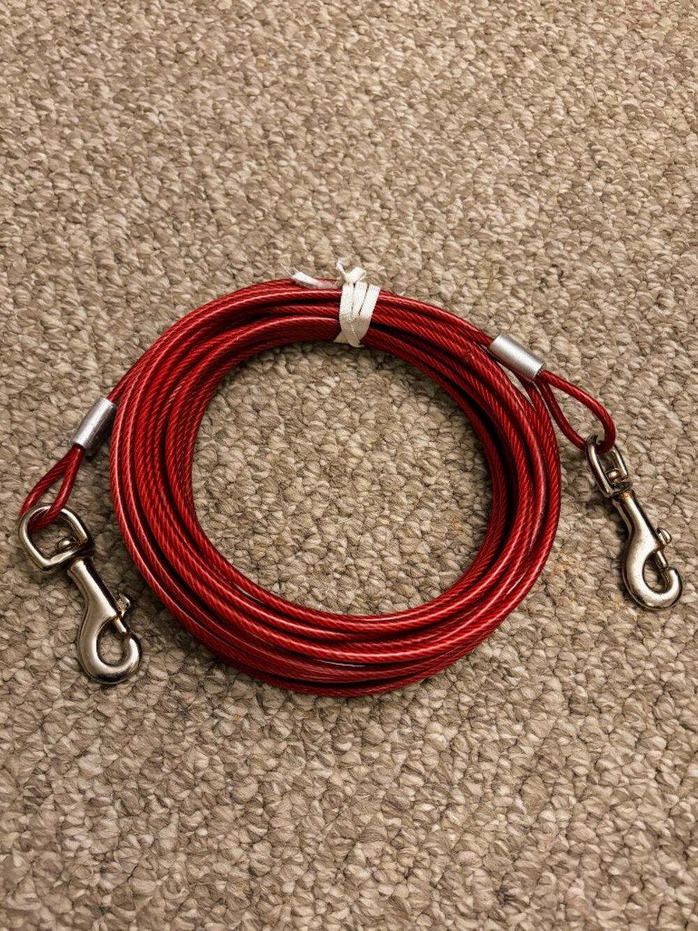 Outdoor Vinyl-Coated Pet Leash / Tie-Out Cable